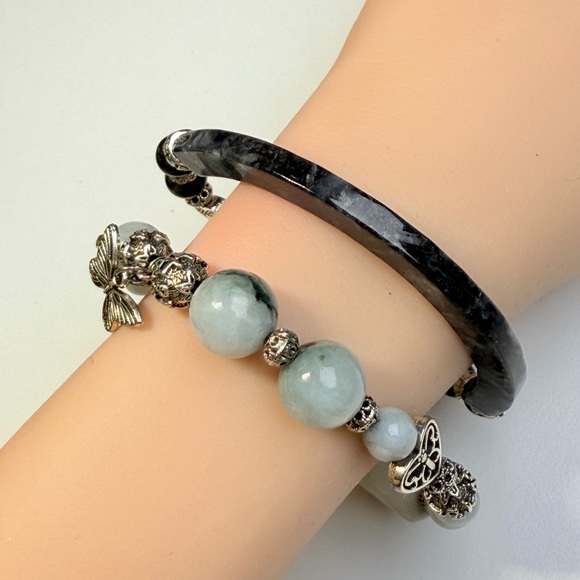 Black Ink Jade Half Bangle Bracelet | Natural Wu Ji Jade, Artisan Jewelry - Picture 4 of 13